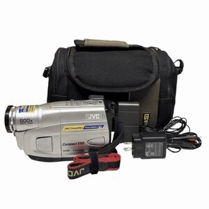 JVC GR-AX880U Compact VHS Camcorder 600x Digital Zoom Bag & Cord Included WORKS